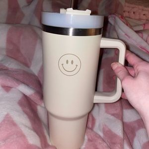 smiling face 40 oz tumbler